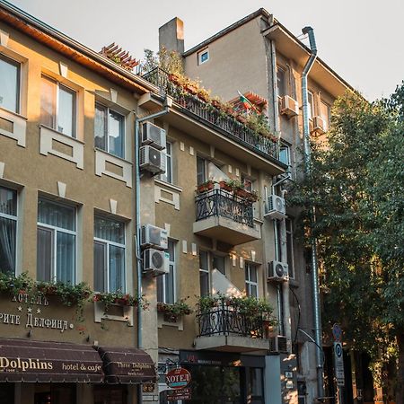 Three Dolphins Hotel With Rooftop Terracе Varna ภายนอก รูปภาพ